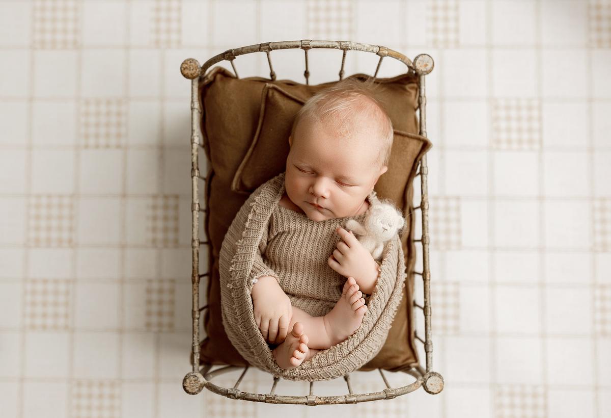 Grandpa's Twin | Poly Paper Backdrop