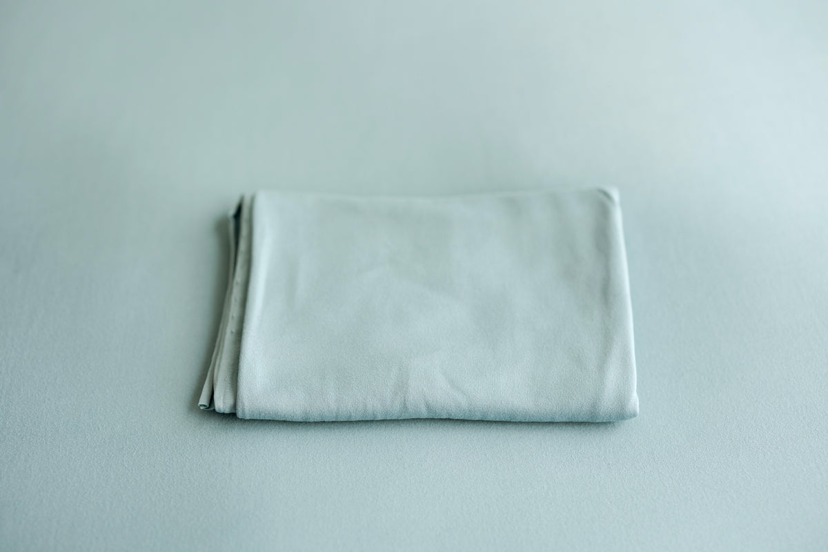 Bluebell Cottage | Mist Posing Fabric & Wrap