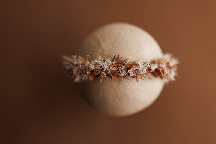 SADDLE | Floral Halo