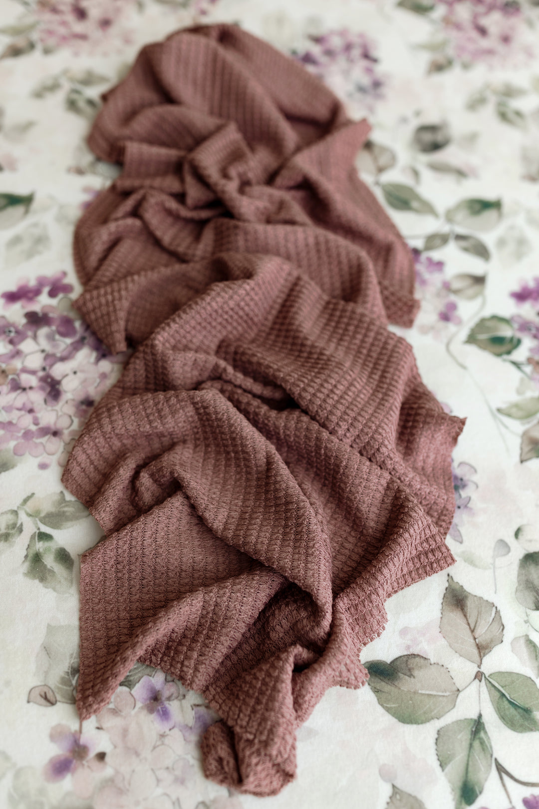 WITNEY | Floral Posing Fabric Drop