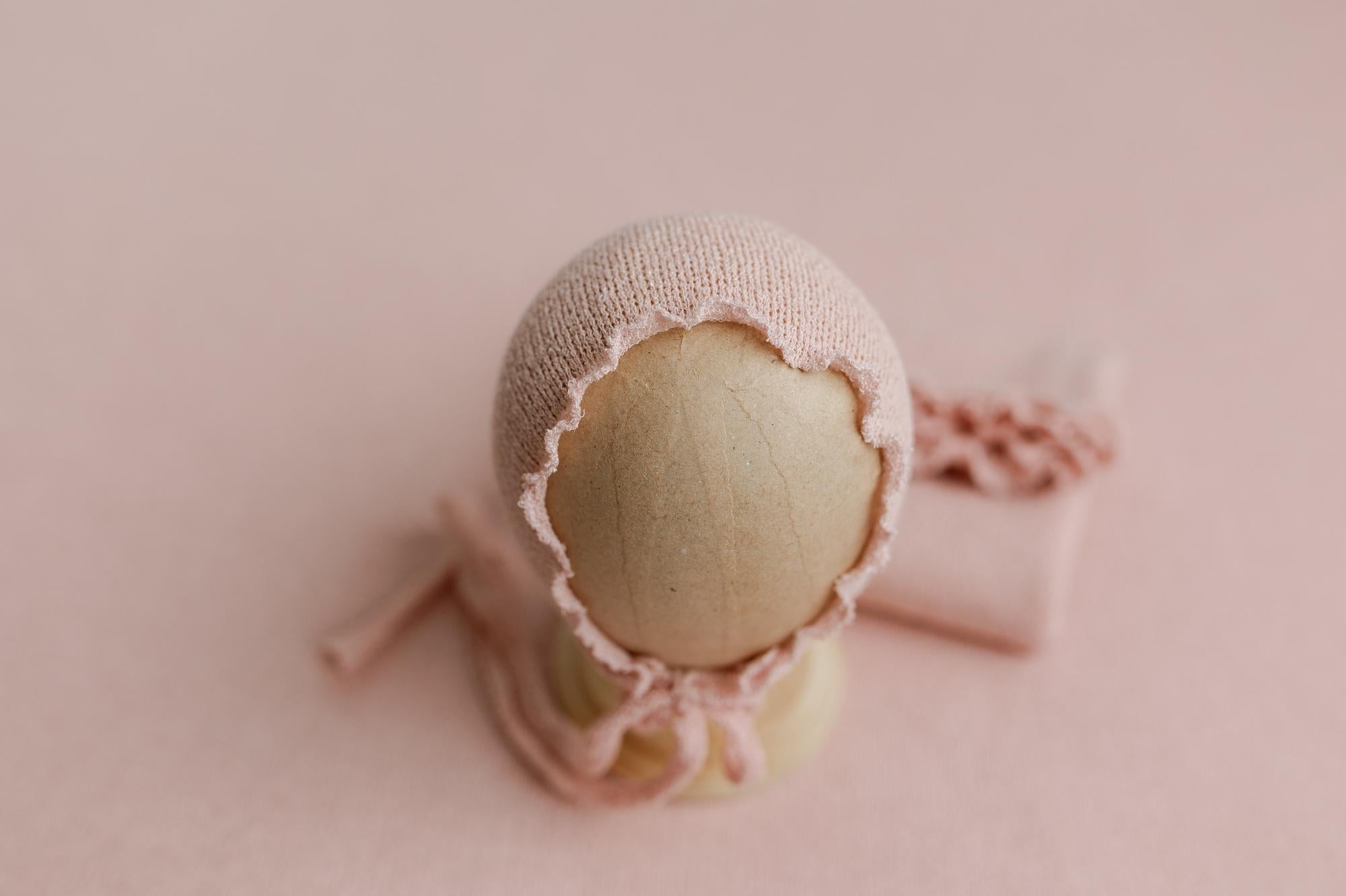 Nest | Carnation Ruffle Bonnet