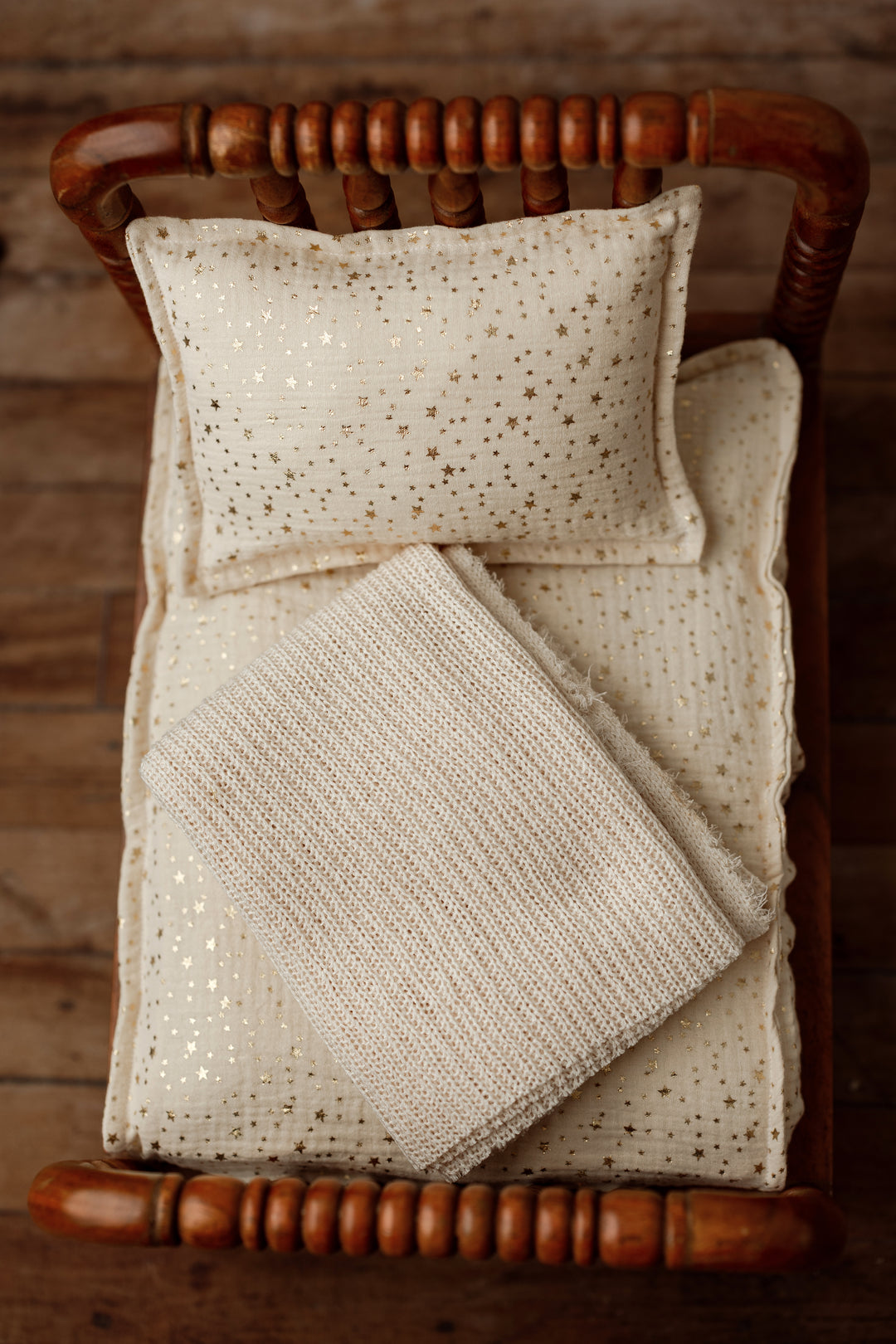Tatter | Ramen Posing Fabric and Wrap