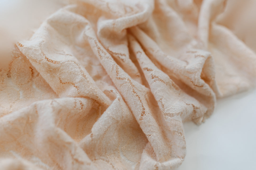 Brier Peachy Lace Posing Fabric