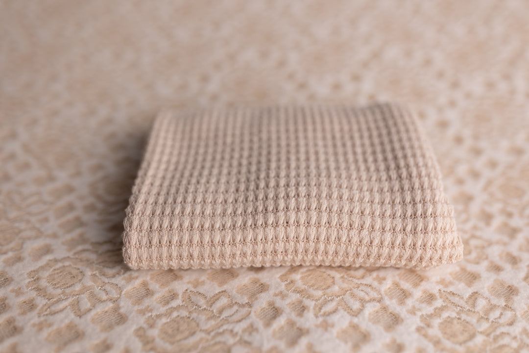 Adelaide Lace Posing Fabric & Waffle Wrap
