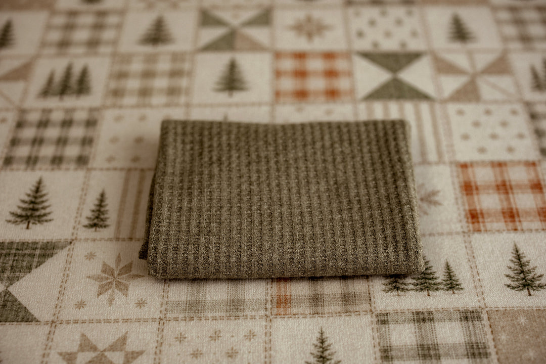 Home For the Holidays | Newborn Posing Fabric & Wrap