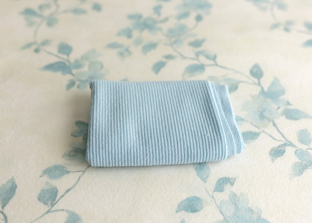 Miss Phyllis | Posing Fabric & Wrap