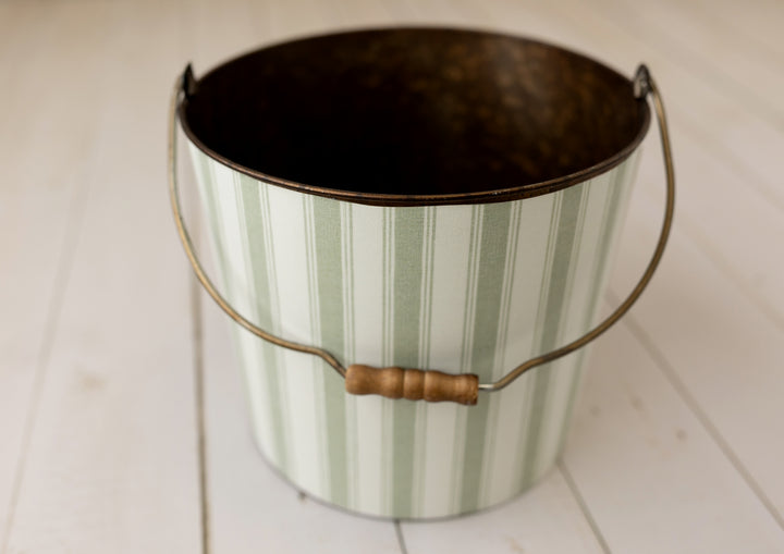 Farmstead | Pantry Bucket Cover