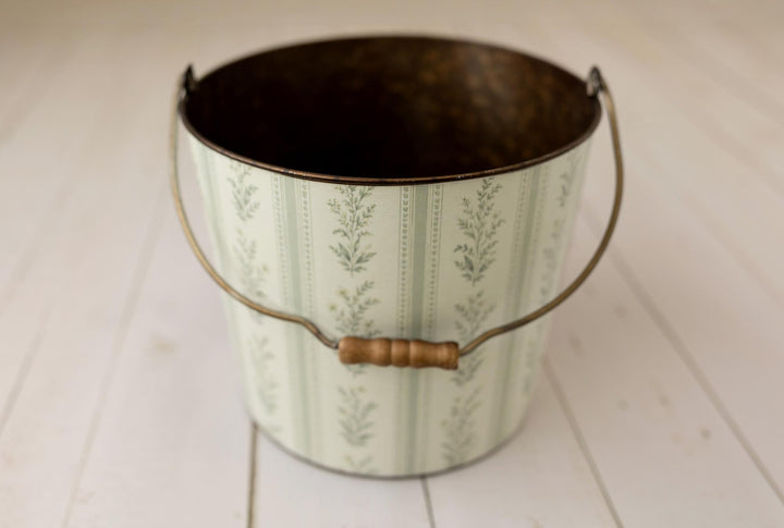 Farmstead | Sagebrush Bucket Cover